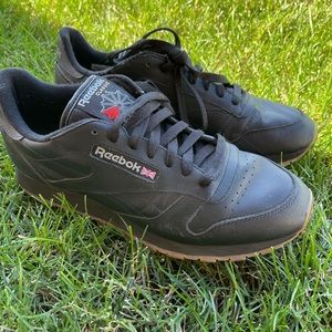 Men’s Reebok Classic Black Leather Shoes